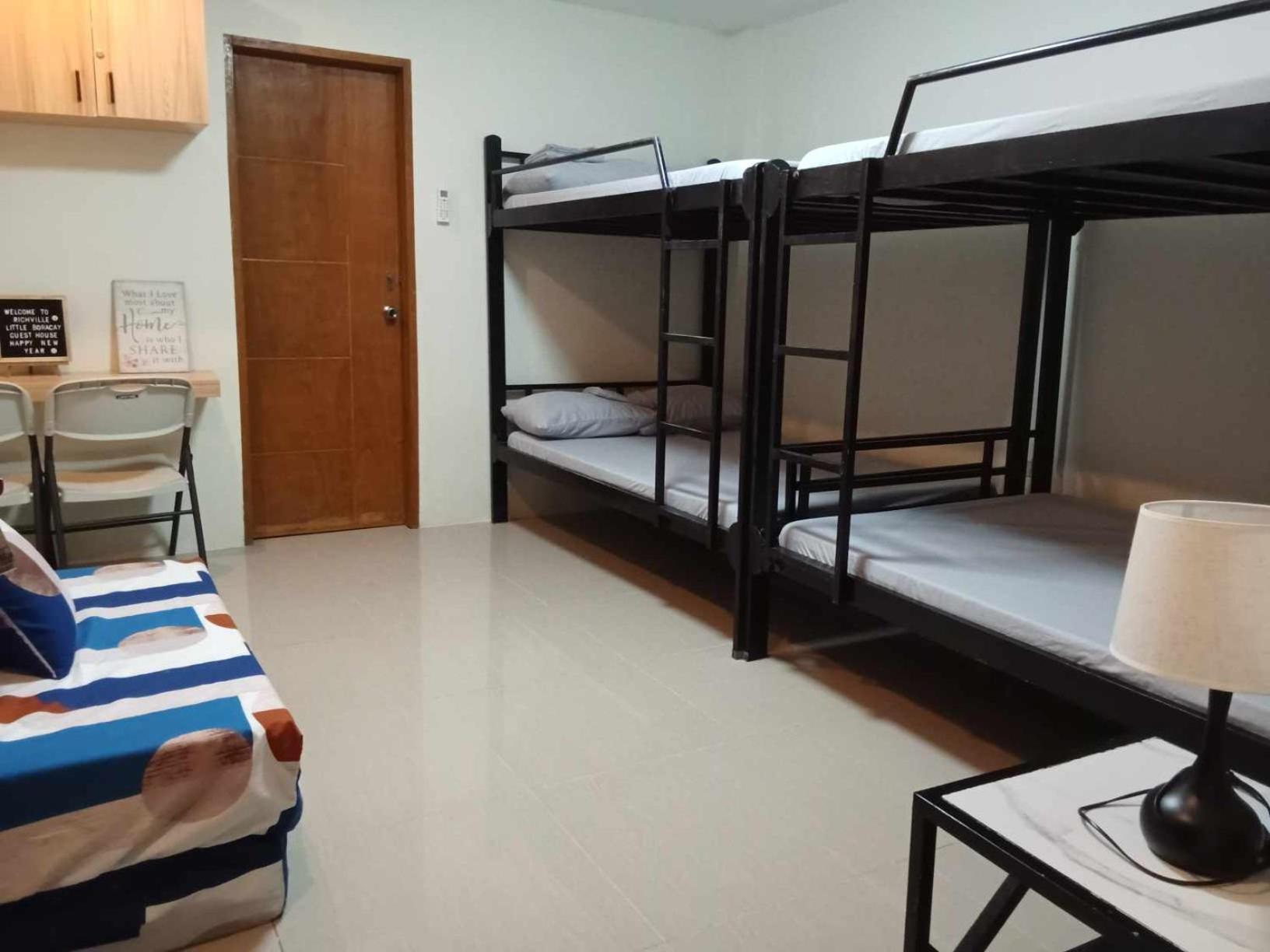 Richville Little Boracay Guest House Calatagan Ngoại thất bức ảnh
