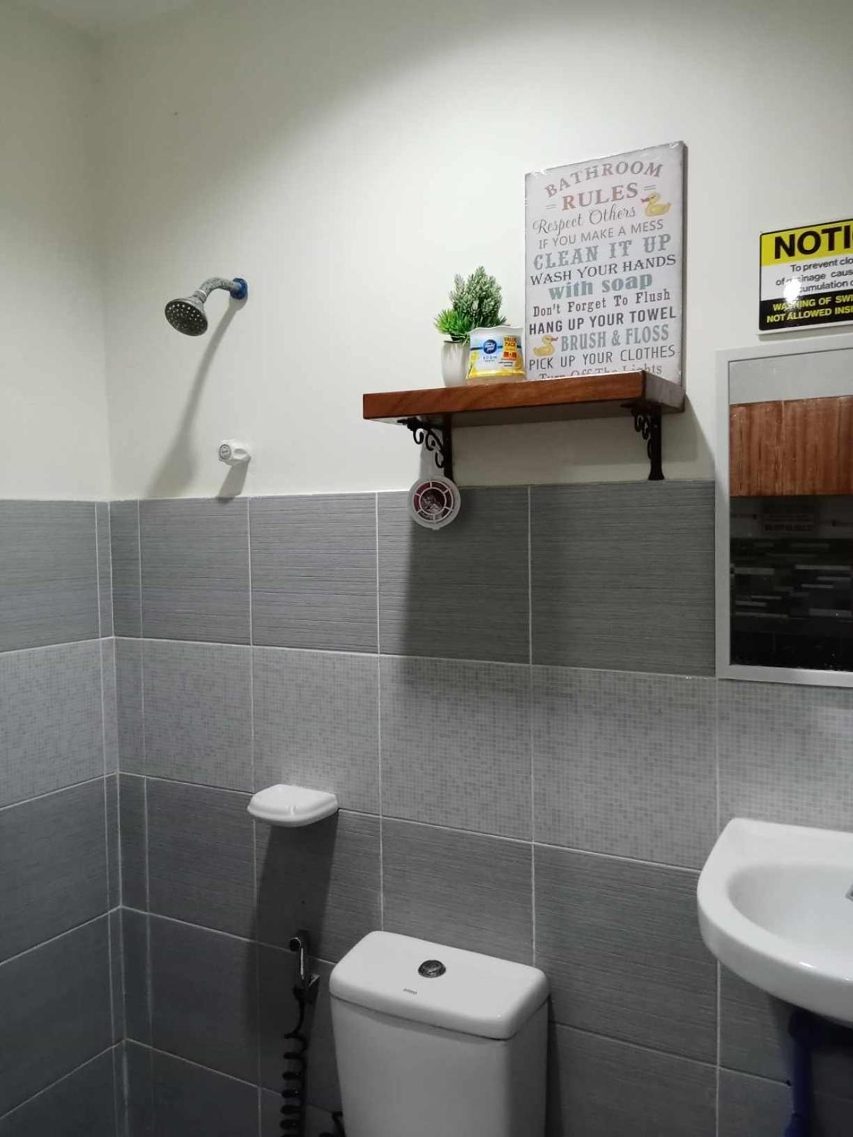 Richville Little Boracay Guest House Calatagan Ngoại thất bức ảnh