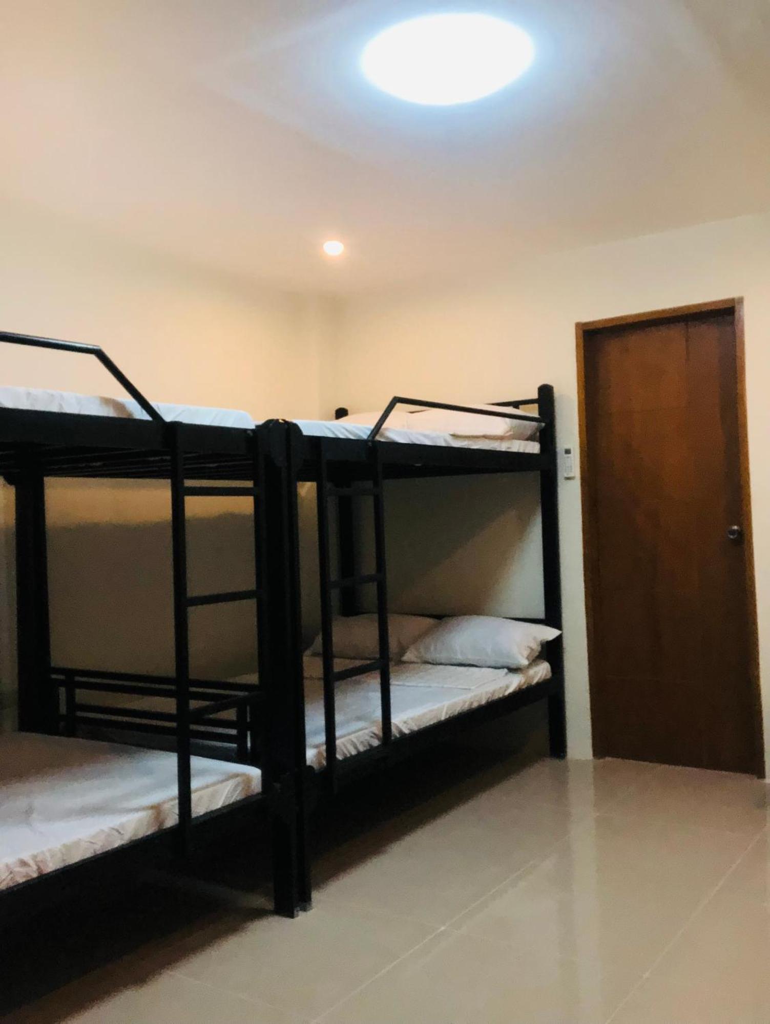 Richville Little Boracay Guest House Calatagan Ngoại thất bức ảnh